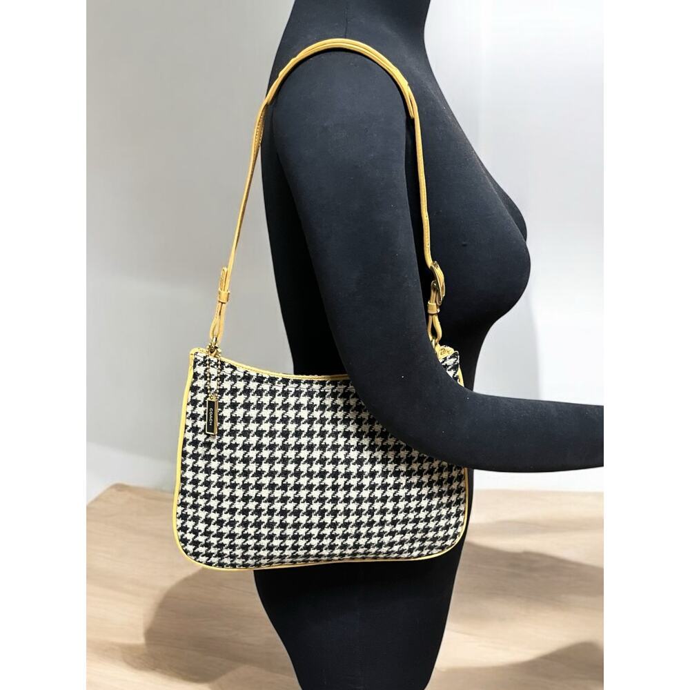 Vintage Coach 8161 Girlie Houndstooth Hobo Bag - Picture 6 of 10